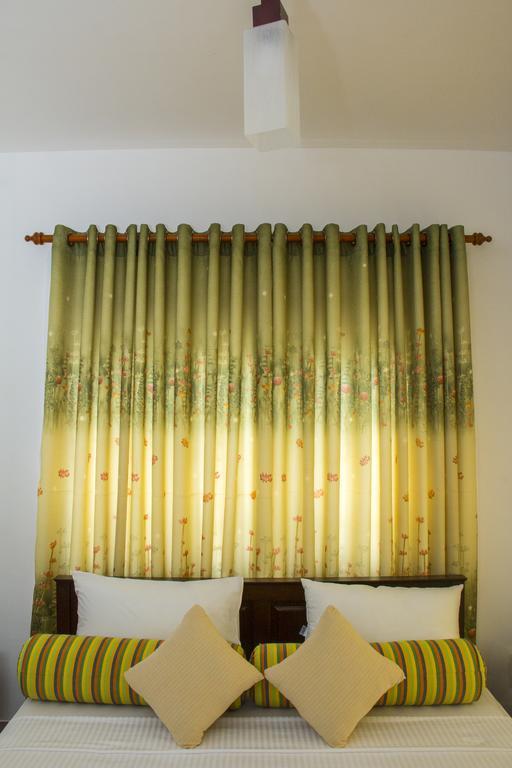 Ganthera Residence Katugastota Luaran gambar