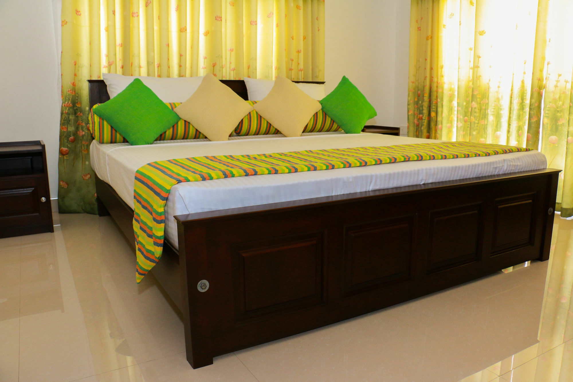 Ganthera Residence Katugastota Luaran gambar